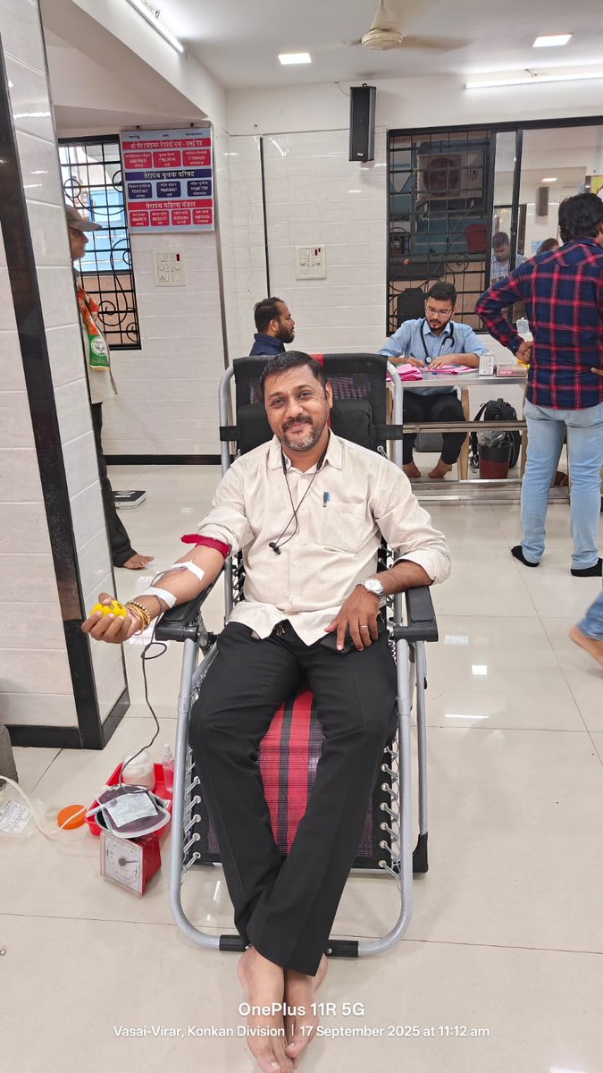 monalkoya's tweet photo. Shri @narendramodi sir on your 75th Birthday, I donated blood at event organized on your birthday at vasai, maharashtra.
Received certificate from Our M.L.A. of vasai @snehadubepandit madam on this ocassion. We are proud to have Modiji as our P.M.

@BJP4VasaiVirar @Dev_Fadnavis https://t.co/NGxqis6KYK