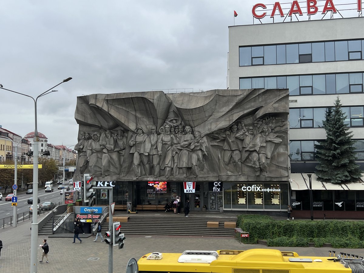 chusama1212's tweet image. AIに頼らなくてもベラルーシに実例があるのに…