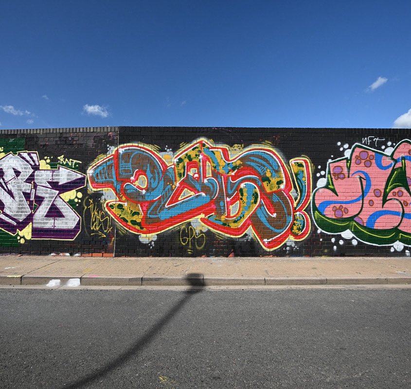 Pals at Skips.

📸: b.o.f.13