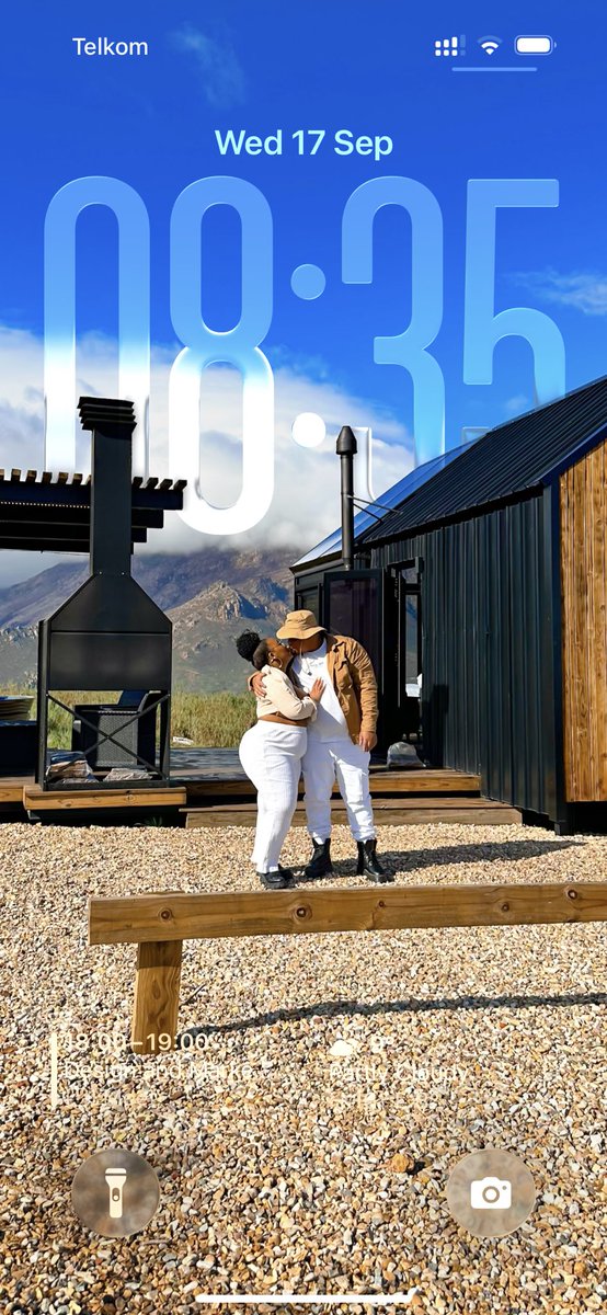 N8Graphixs's tweet image. Damn I’m in love with my wallpaper this new IOS26 update Slaps!