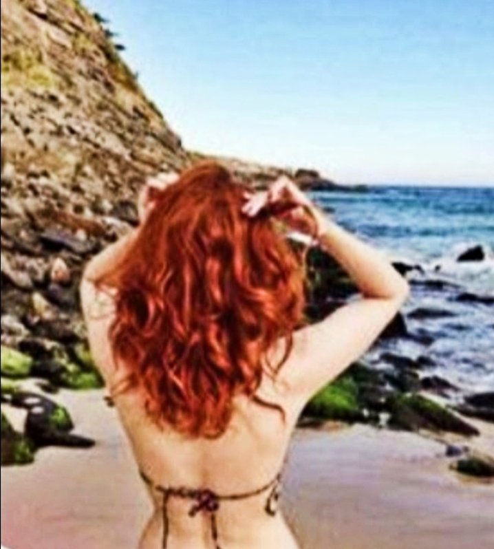 victoriafdzzzzz's tweet image. Éso Máster,gracias X la
mención y A 🐣

Buen anfitrión 🦁👑💯🎵
Buena musica🎵🎶💯🎼
Buenos amigos 🤵👩‍🦰👨
Buenas Noches🌠☄️💫
#XLoMejor💯#EsMusic

@charlypool222 
@victoriafdzzzzz