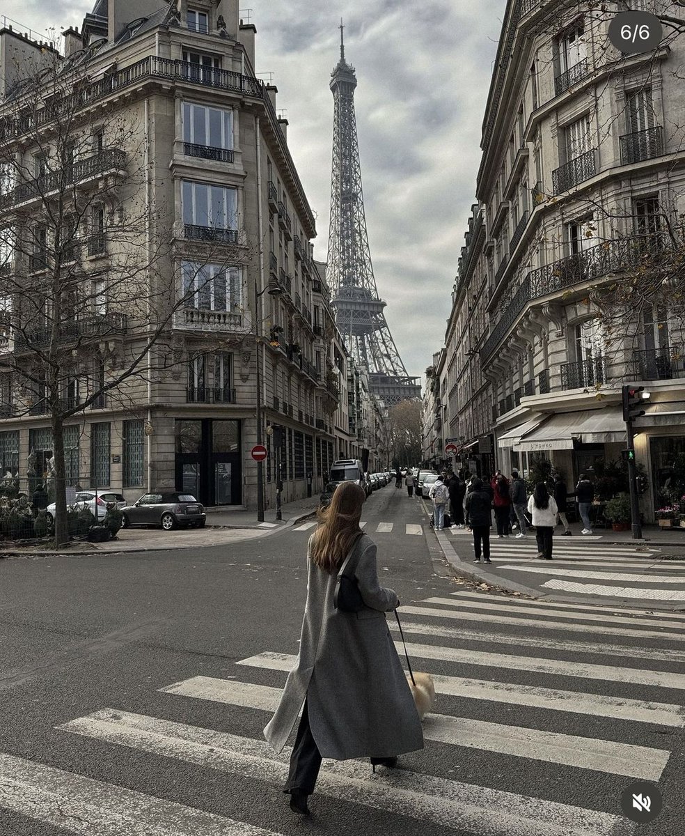 Parisianaes1's tweet image. Autumn in Paris