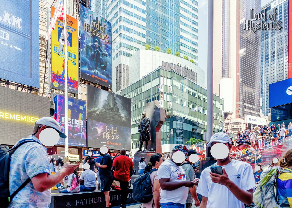 LOM_officialEN's tweet image. 𝙏𝙝𝙚 𝙁𝙤𝙤𝙡 𝙝𝙖𝙨 𝙙𝙚𝙨𝙘𝙚𝙣𝙙𝙚𝙙 𝙪𝙥𝙤𝙣 𝙉𝙔𝘾.
From Aug 25 to Sept 21, Lord Of Mysteries takes over the billboard in Times Square, New York!
Have you gone to check it out and snap your photo yet? 📸

#LoM #TimesSquare #LoMDonghua #诡秘之主 #KleinMoretti