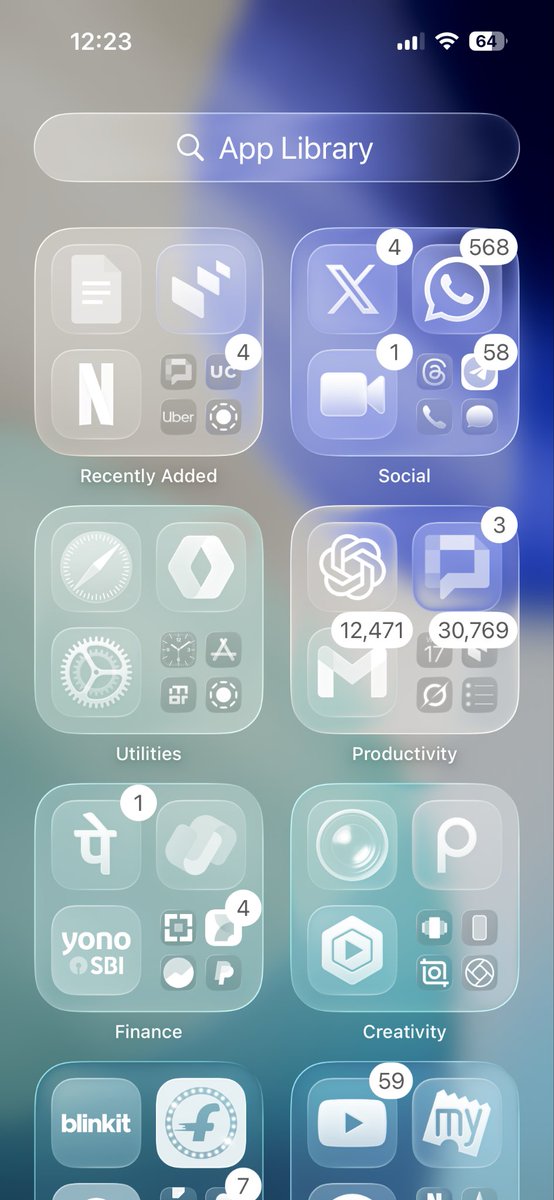 TrakinTech's tweet image. Have you updated to iOS 26? If yes, has it affected your battery life?