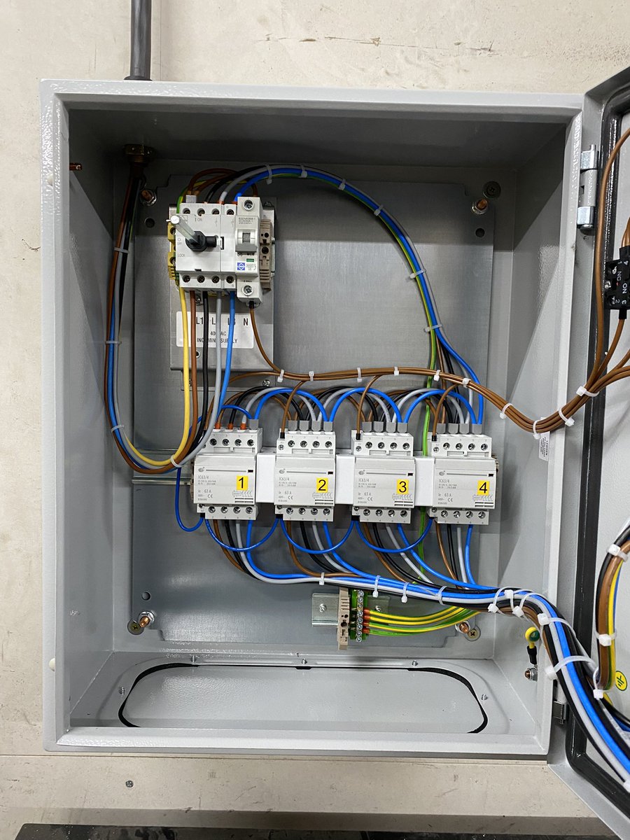 Juice Electrical Services tweet media