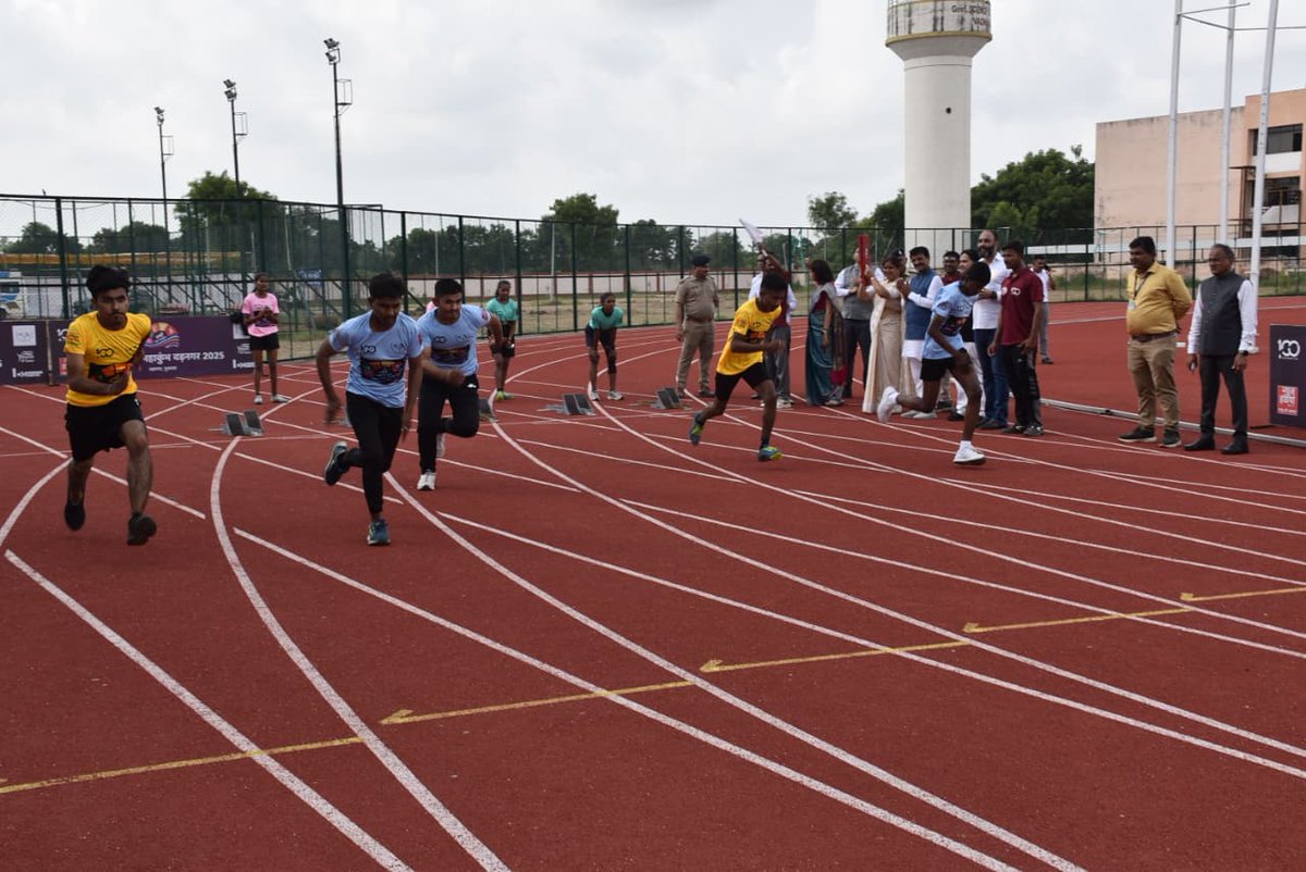 खेलों से आत्मनिर्भरता, फिटनेस और मानसिक मजबूती मिलती है। आइए इस महाकुंभ में भाग लेकर खुद को बेहतर बनाएं !

#NamoKhelMahaKumbh #मोदी_के_गाँव_वड़नगर_में

<a href="/CMOGuj/">CMO Gujarat</a>
<a href="/PMOIndia/">PMO India</a>
<a href="/narendramodi/">Narendra Modi</a>
<a href="/CollectorMeh/">Collector Mehsana</a> 
<a href="/ddo_mehsana/">DDO Mehsana</a>