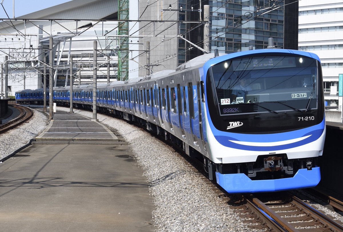 CL_197's tweet image. フォロワーのみんな、こんにちは😃☀

本日は71-000形が川越車両センターから返却されると聞いて撮影に行ってきましたヨ🚃💨

やっぱり青い車体が爽やかでカッコイイですネ💙

では、また〜👋👋