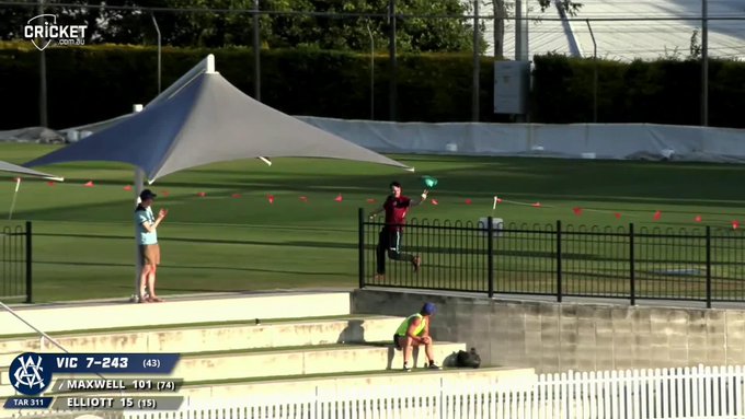 Century for Glenn Maxwell in AUS Domestic one day cup 👌