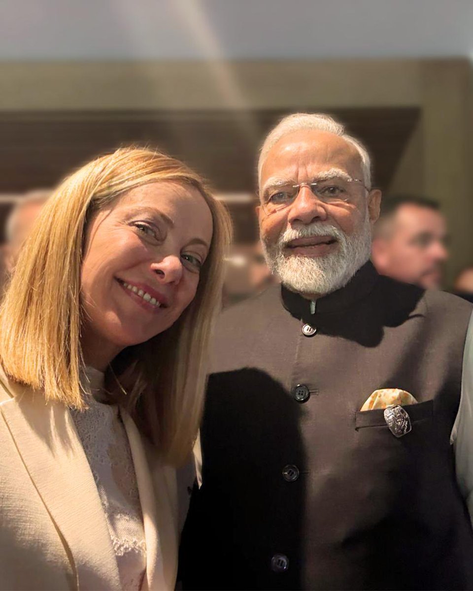 Giorgia Meloni (@giorgiameloni) on Twitter photo Buon 75┬░ compleanno al Primo Ministro indiano <a href="/narendramodi/">Narendra Modi</a>.
La sua forza, la sua determinazione e la sua capacit├а di guidare milioni di persone sono fonte di ispirazione.
Con amicizia e stima gli auguro salute ed energia per continuare a guidare lтАЩIndia verso un futuro luminoso Buon 75┬░ compleanno al Primo Ministro indiano <a href="/narendramodi/">Narendra Modi</a>.
La sua forza, la sua determinazione e la sua capacit├а di guidare milioni di persone sono fonte di ispirazione.
Con amicizia e stima gli auguro salute ed energia per continuare a guidare lтАЩIndia verso un futuro luminoso
