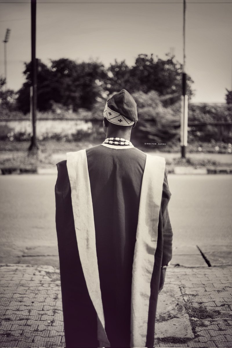 ADEMOLA 🤍 
{Our vision is to embrace our cultural dress with pride. Each attire tells a story of heritage, unity, and identity. Let’s wear, live, and pass our culture to future generations}
.
📸: Ajibaye A. Abdulbasit [Director_3apro]
#explore #Fyp #Yoruba #Trending