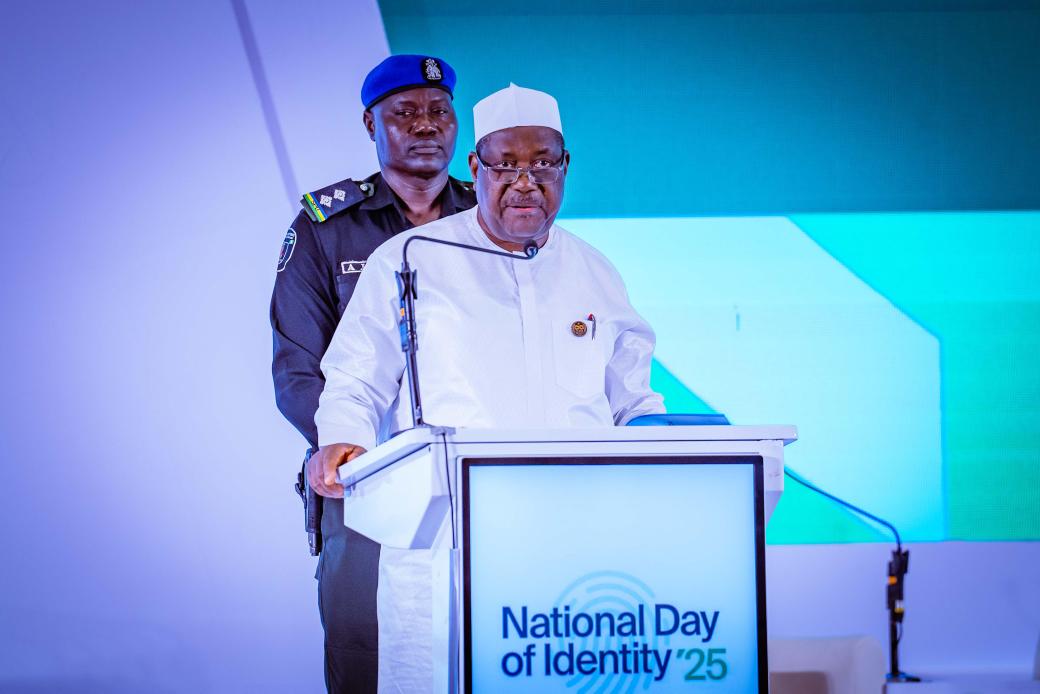 voiceofnigeria's tweet image. President Bola Tinubu has commended NIMC for clearing backlogs, expanding services to the diaspora and integrating identity across key sectors. He said government will strengthen digital infrastructure to ensure inclusivity for all Nigerians.

#Nigeria #NIMC #DigitalID #Inclusion