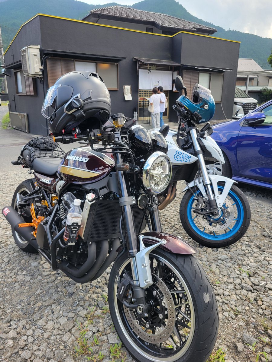CS1202_ZX10R's tweet photo. 今日は天気が良かったのでお散歩！！
定峰→有馬→周遊
烏骨鶏の出汁巻き食べて帰ってきた！
奥多摩暑かったけど、家に帰ったらもっと暑かった💦💦💦 https://t.co/dXSnwtNfjg