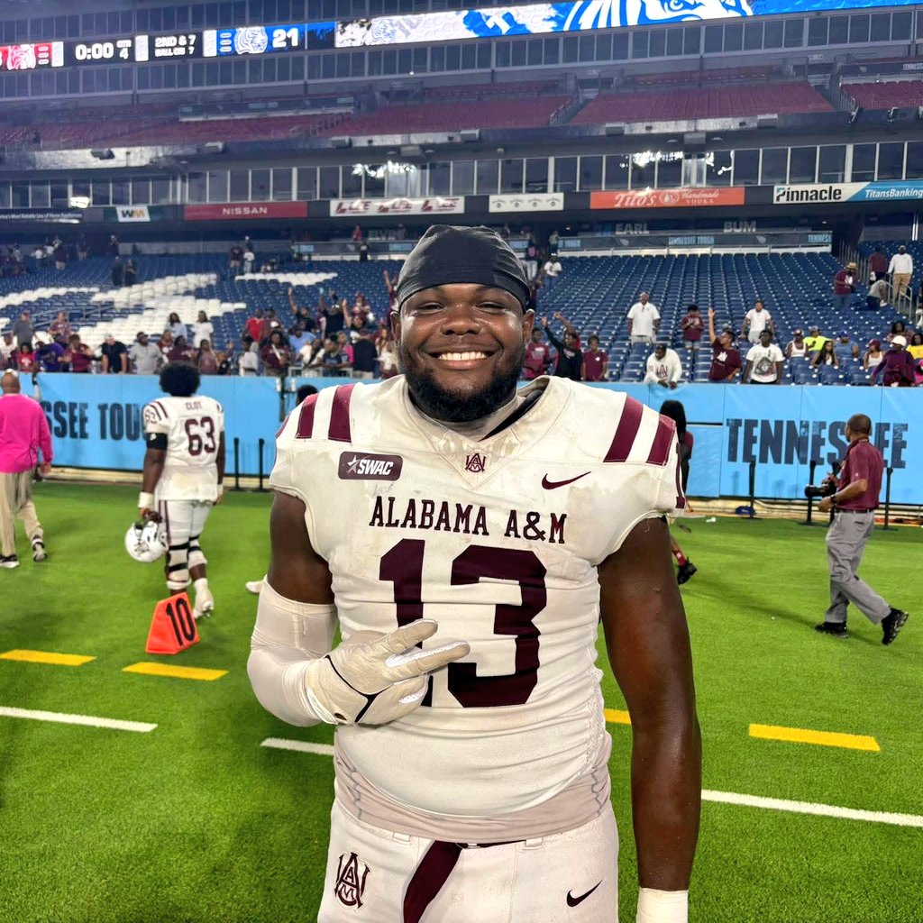 Alabama A&amp;M (TE) Travaunta Abner season high with 6 catches with 104 yards against Tennessee State