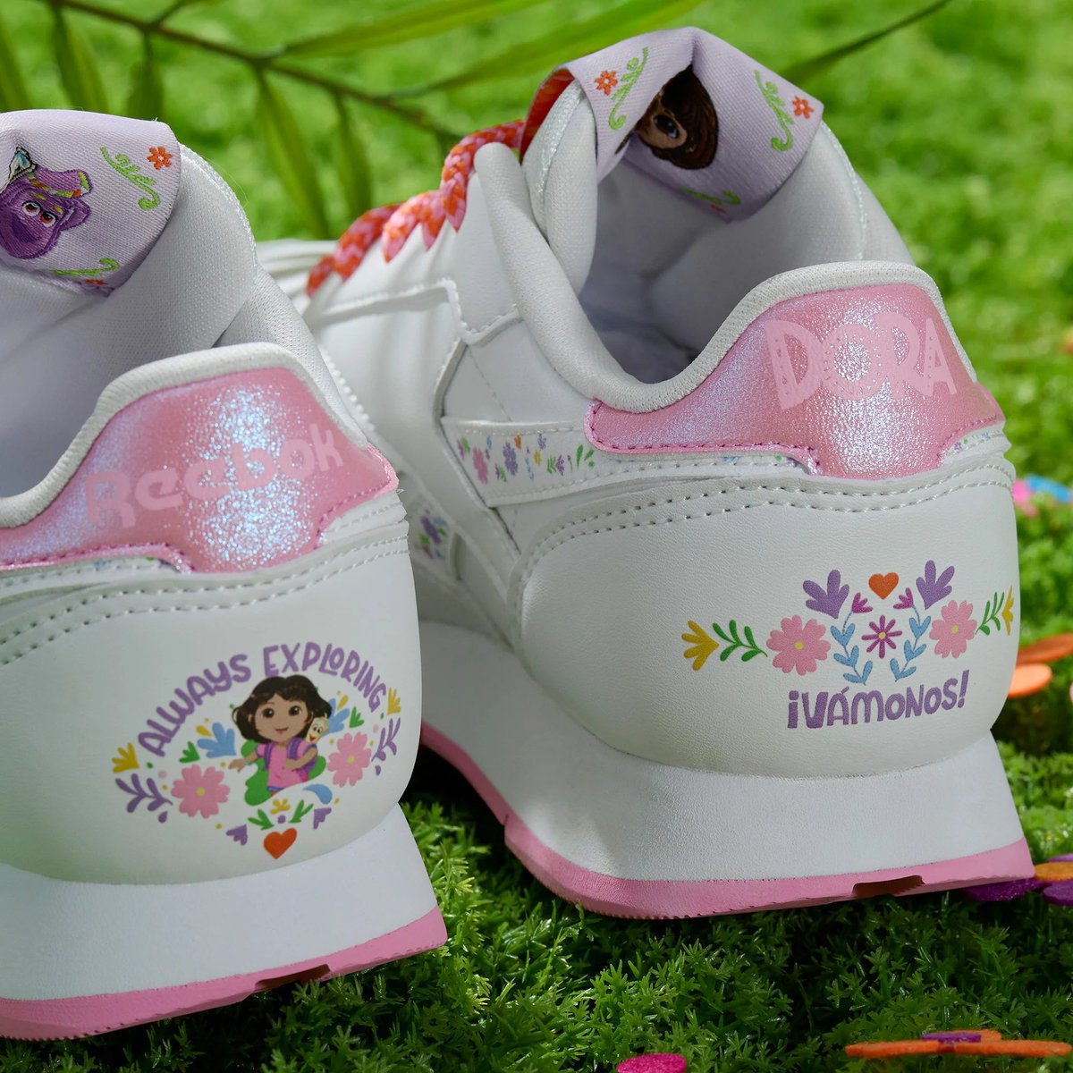 SnkrsStock's tweet photo. AD: releasing in 1 hour 
Kids' Dora x Reebok Collection
Classic Leather
P https://t.co/vzcq46cjhT
Club C
P https://t.co/rsAvpaQutd
T https://t.co/k6M5BJ19mY https://t.co/E6dUFOmvyR