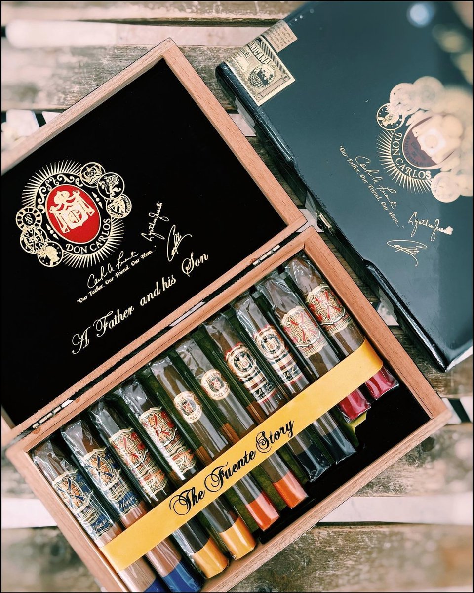 Ashleysmkg's tweet photo. It's that period of the year we should should smoke some great cigars🍻
Arturo fuente Father and his son boxes available now. https://t.co/QPRmLkZy79