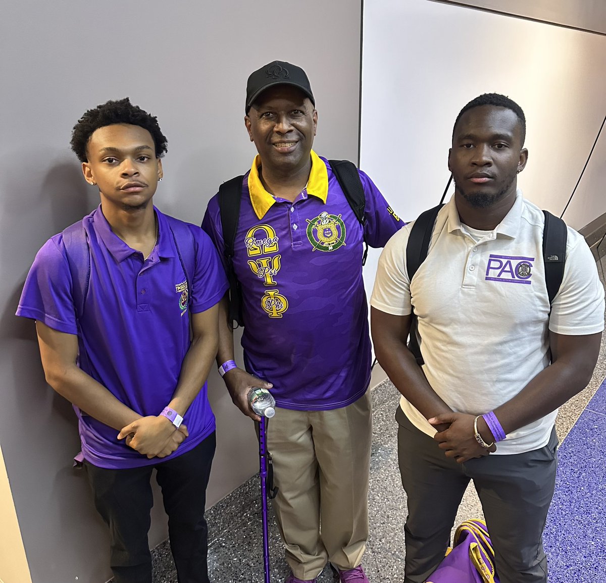 EpsilonQues's tweet image. 💜⚡️ The Brothers of Epsilon attended the James S. Avery Shirtsleeve Conference, joining powerful discussions on growth, leadership &amp;amp; uplifting our undergraduate Brothers. 🐶✊🏾

#EpsilonChapter #OmegaPsiPhi #MightyE #QueYorkCity #BrotherhoodInAction