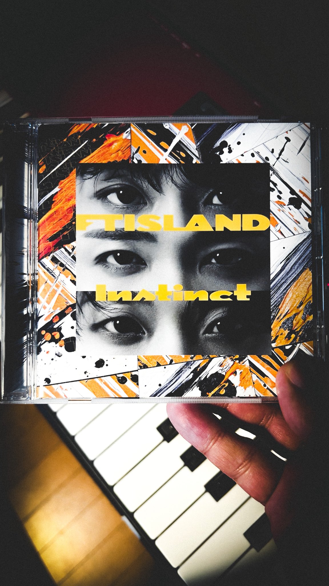 韓国 g.o.d（ジーオーディー）1st写真集［good book］ 韓国 g.o.d（ジーオーディー）1st写真集［good book］ - メルカリ