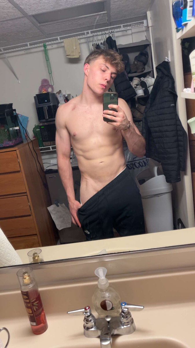 How bad have you missed this sculpted body? 

I'm back and ready to drain every wallet dry! 💰 🤑 💸 

<a href="/diamond__here/">Diamond</a> <a href="/topalphamales/">Top Alpha Males</a> <a href="/MASTER_UPDATES/">|₵Å$H MÅ$T€R_UPDÅT€$ 🇺🇸|39K|</a> <a href="/RT4MastersBR2/">RT4Masters 🔄 🌎</a>