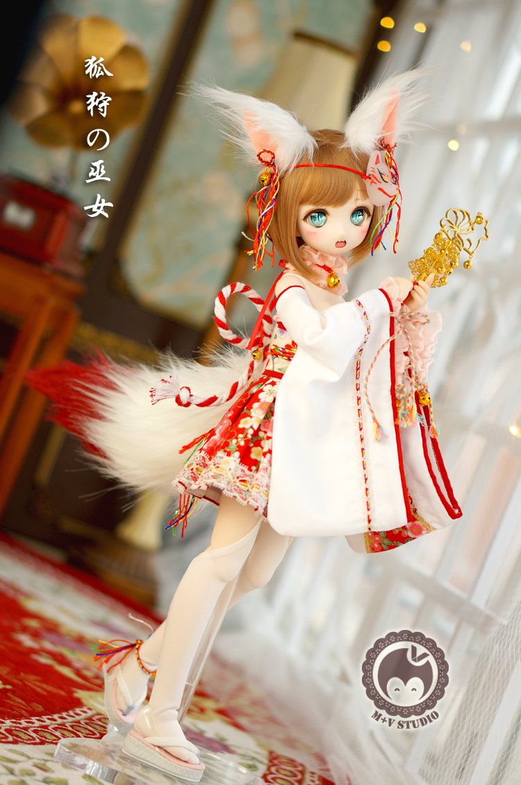 ディーラー様製　MDD服　巫女服　水色　モモンガ耳・尻尾セットです。 巫女装束セット | ボークス公式 ドルフィーオンラインストア
