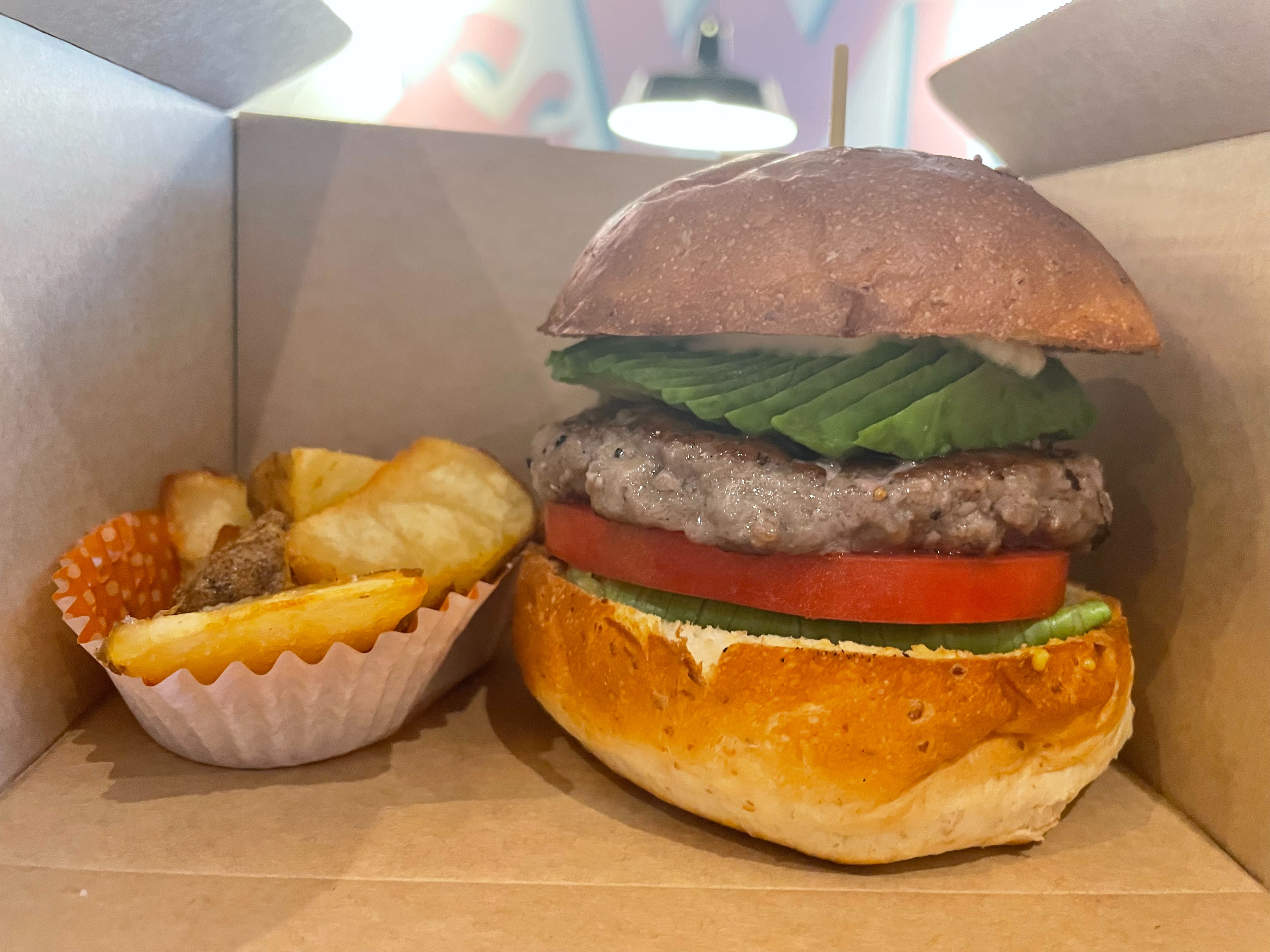 【夏休みセール】宇治抹茶ミルクミックス ハンバーガー 宇治抹茶ミルクミックス ハンバーガー 宇治橋通りにオープンした