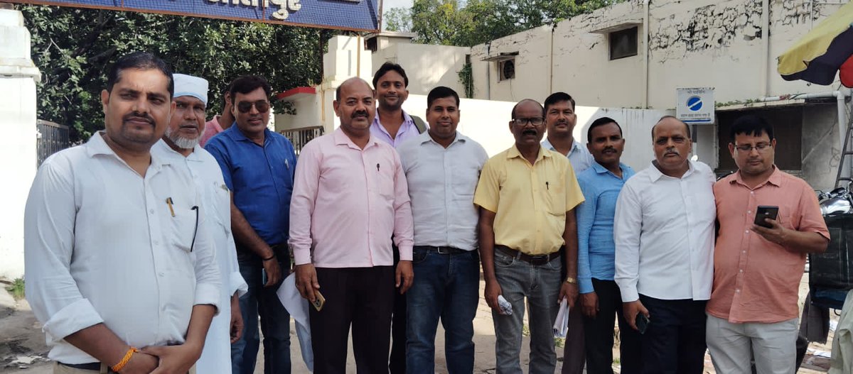 umeshkumar7670's tweet image. ज्ञापन सीतापुर