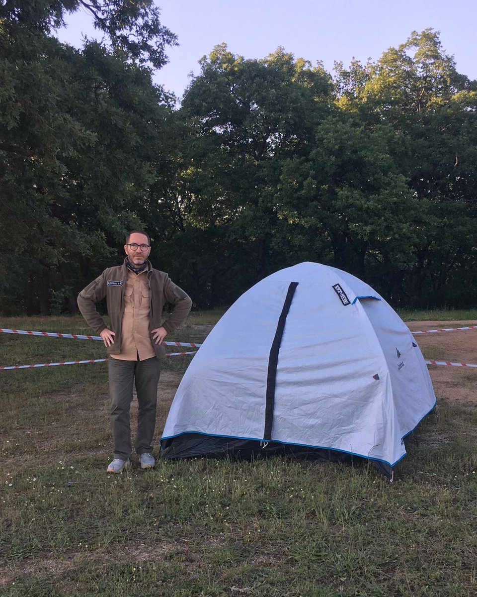 Şuraya da Arama Kurtarma, Kampçılık, Düğümler ve Telsiz eğitimleri veren bir Özkan bırakalım.