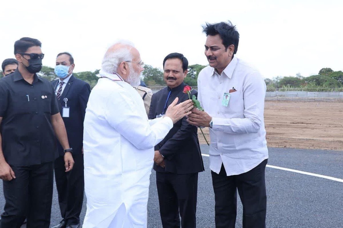 भारत देशाचे पंतप्रधान माननीय श्री. नरेंद्रजी मोदी यांना वाढदिवसानिमित्त हार्दिक शुभेच्छा.

<a href="/PMOIndia/">PMO India</a> <a href="/narendramodi/">Narendra Modi</a>