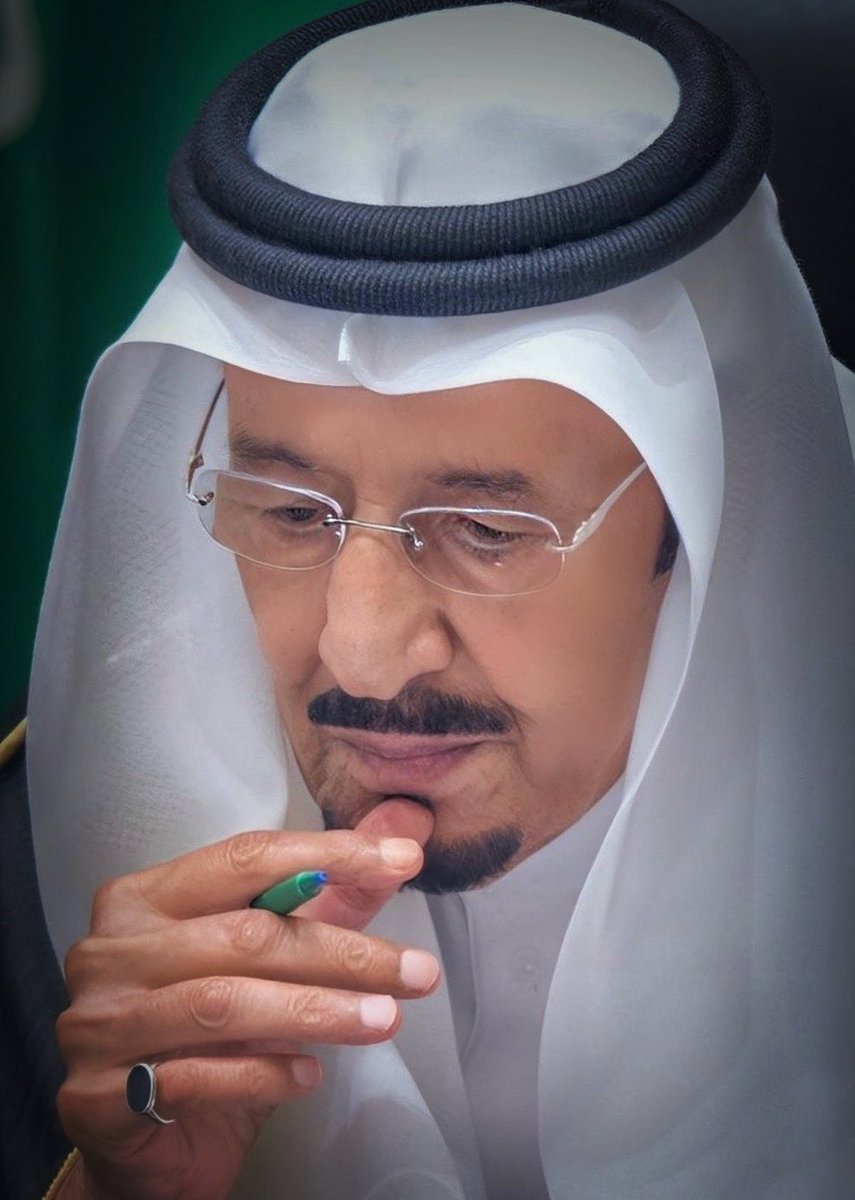 اللهم يا ولي النعم، يا من بيده الملك وهو على كل شيء قدير، نسألك أن تحفظ والدنا جميعاً خادم الحرمين الشريفين الملك #سلمان_بن_عبدالعزيز، وتلبسه ثوب الصحة والعافية، وتبارك في عمره وعمله، وتجعل أيامه عزًا ونصرًا، ولياليه سكينةً وطمأنينة ،،،..

#صباح_الخير 🇸🇦