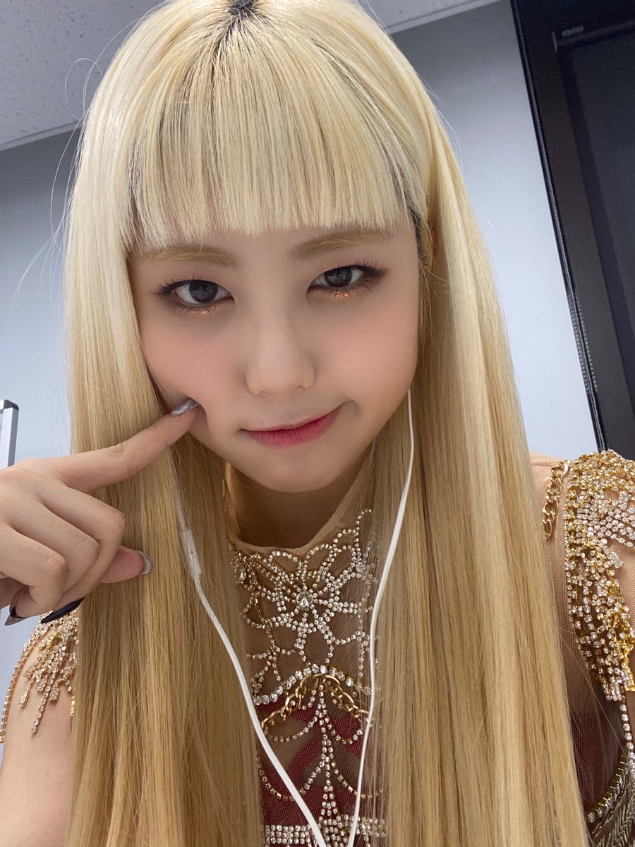 唄 ᥀ ⋆ pūppǝt(𝚜) tweet media