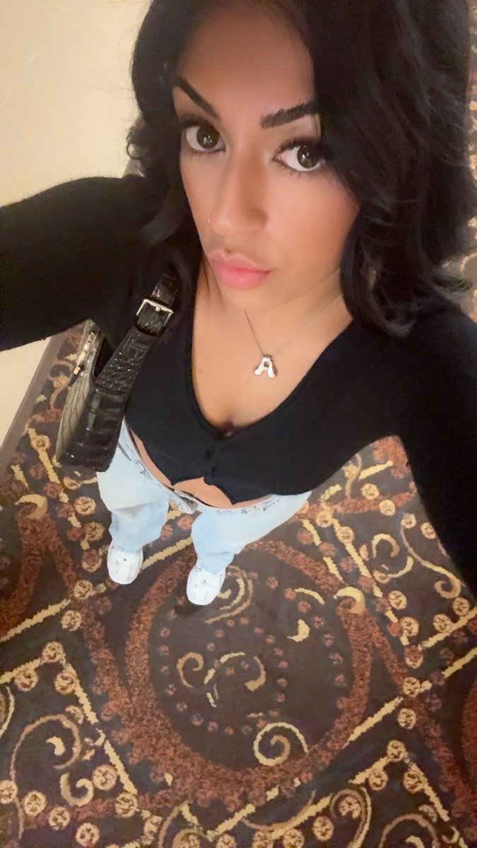 BRATTYARIA444's tweet photo. I’m so fucking hot 

Findom https://t.co/puNIXAEfTo