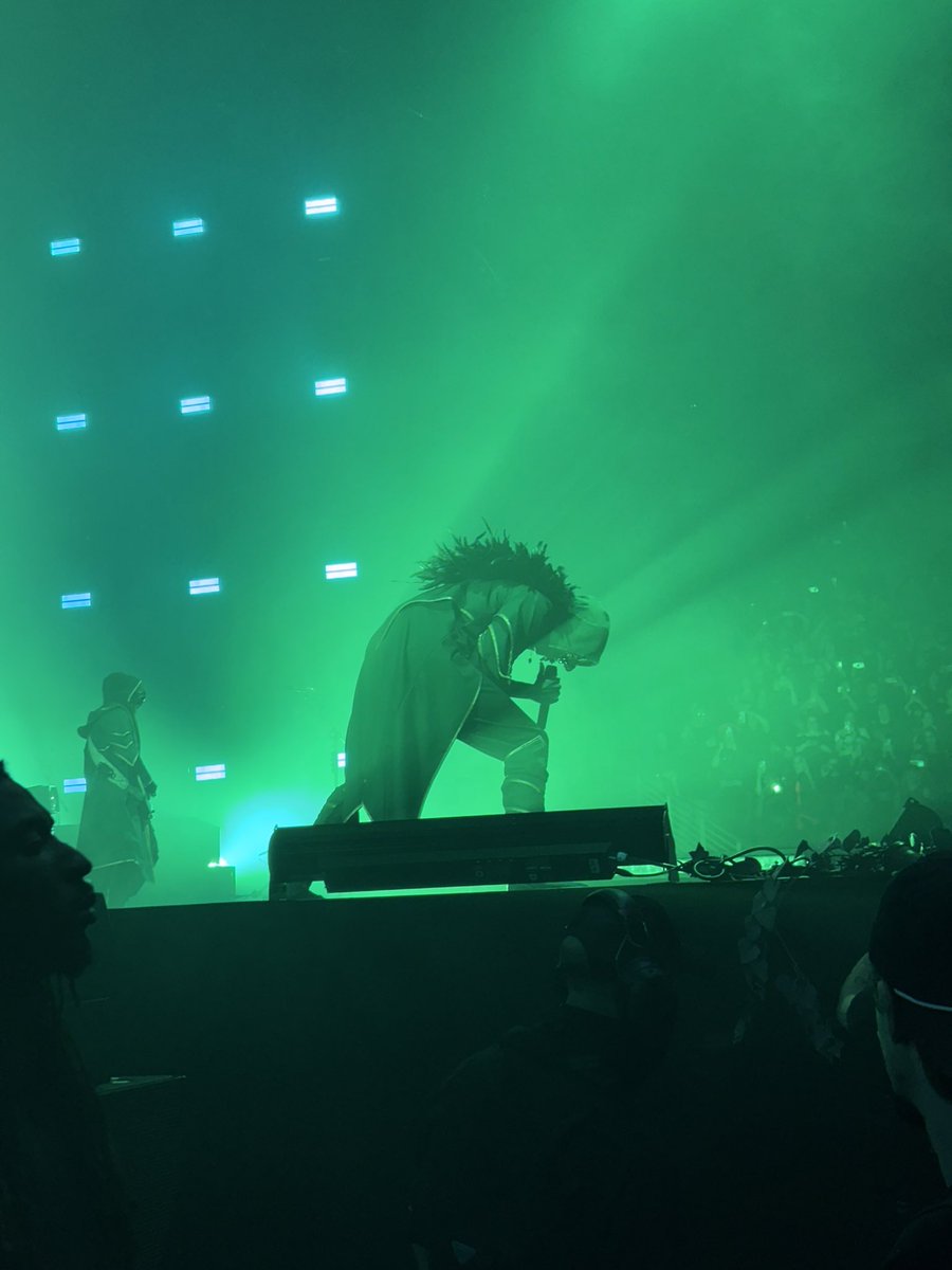 Vivalajazzie's tweet image. Before I go to bed tho here’s a few pictures actually