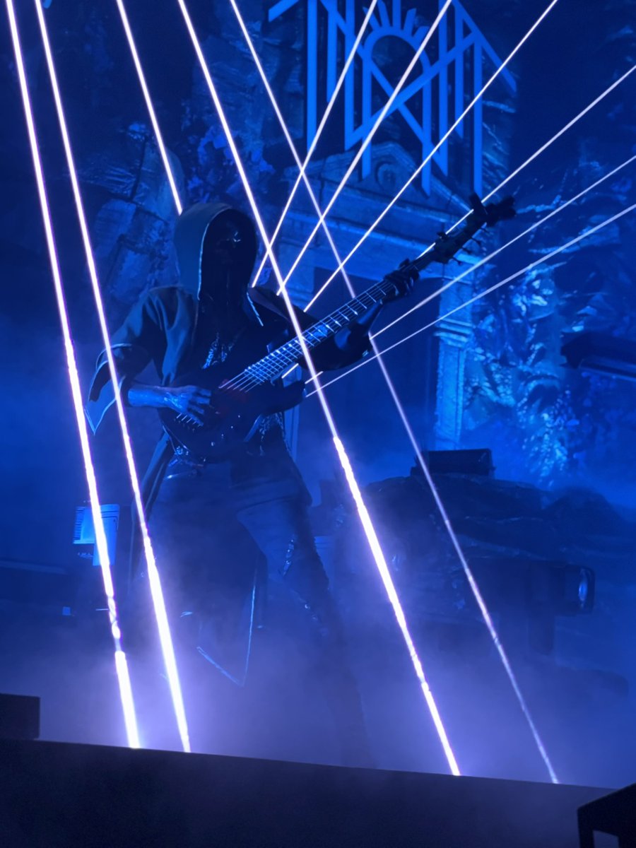 Vivalajazzie's tweet image. Before I go to bed tho here’s a few pictures actually