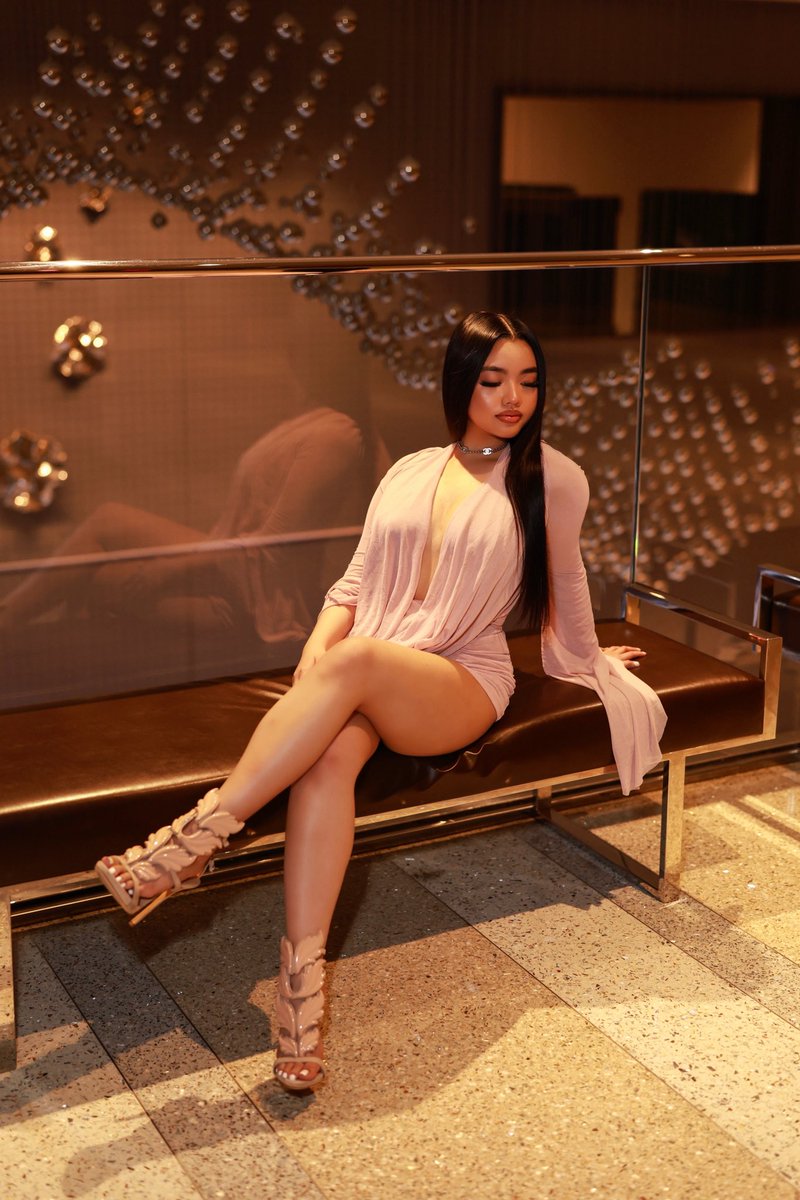 ميلاني tweet media