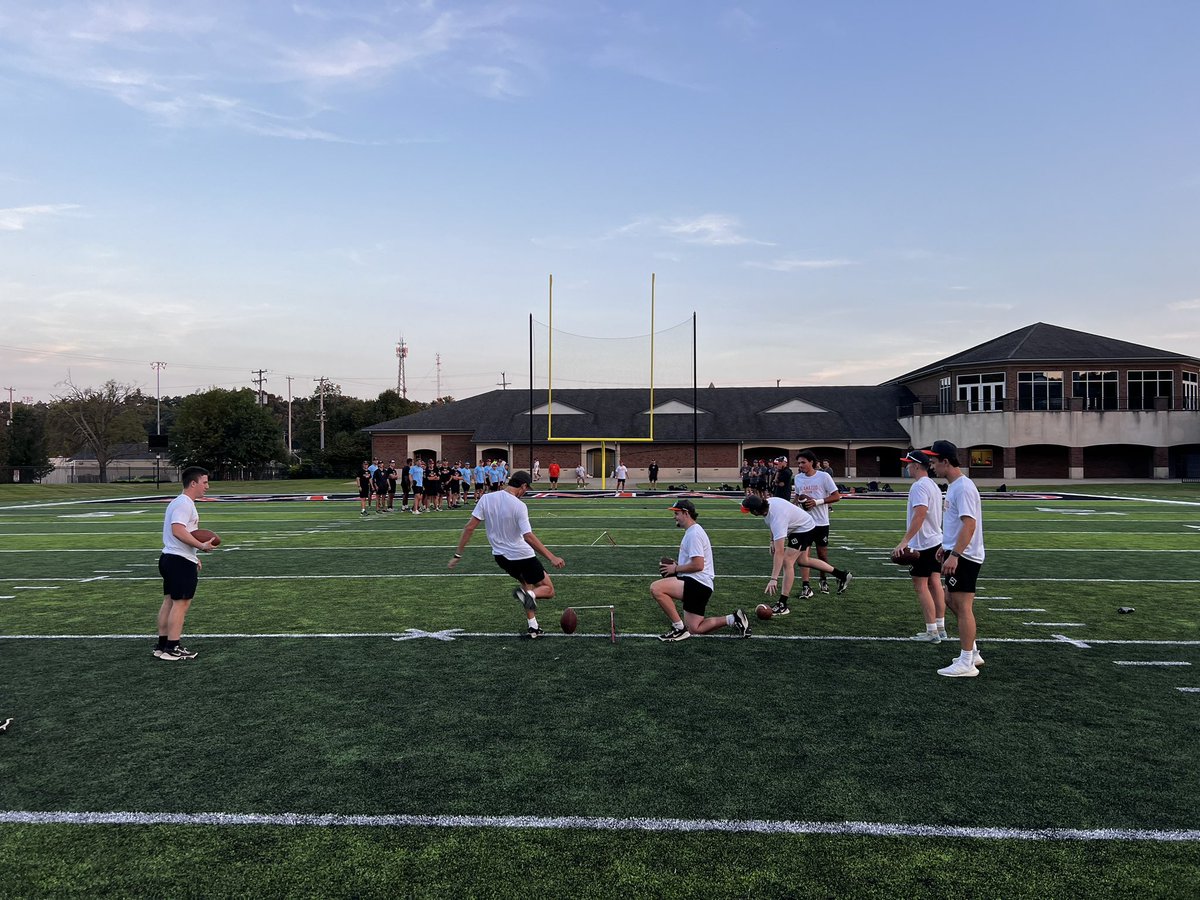 Anddddd we’re back. 
Practice #1- Assessment Day ✅ 
Pitchers kicking field goals ❌