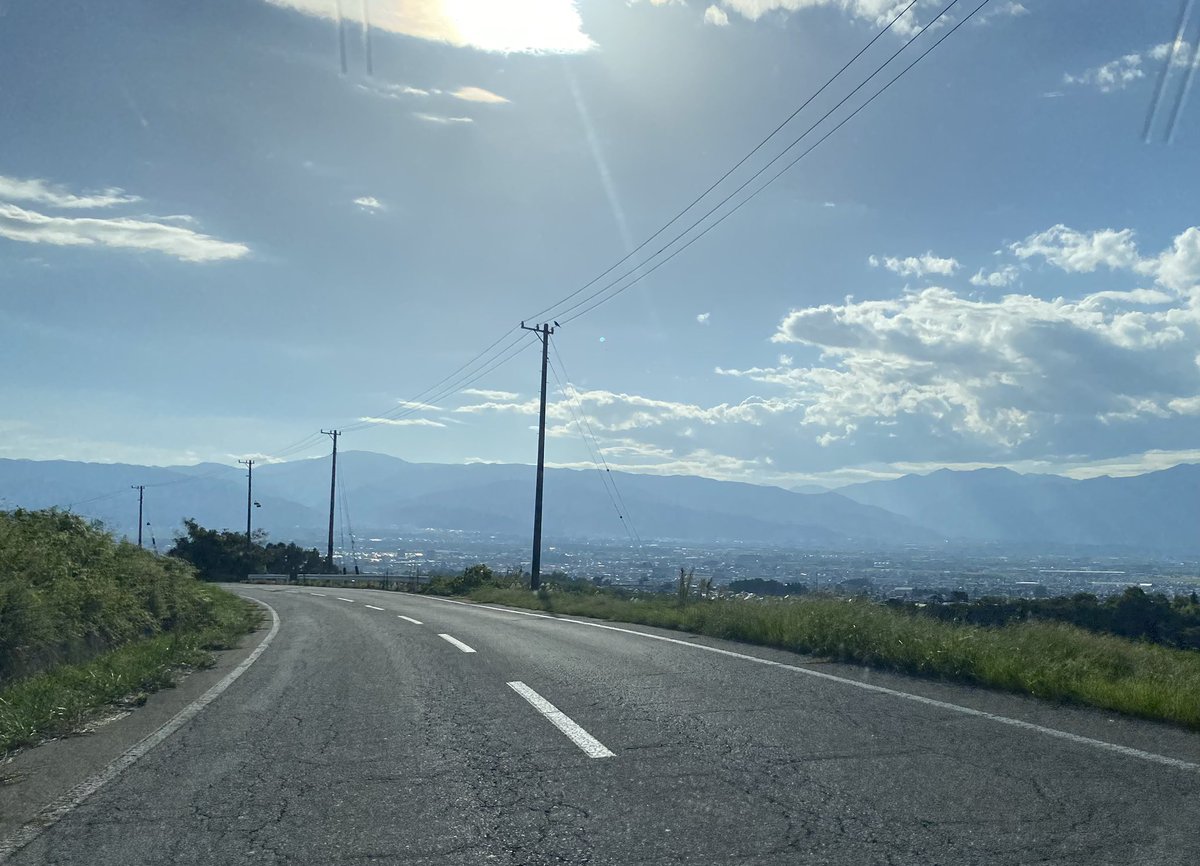 昨日ドライブしてきた
友達みんな仕事で1人で行ってきた😭