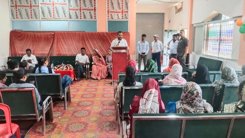Empowering Women through Millets!

PepsiCo India’s CSR initiative, implemented by FICSI, has successfully launched its second centre of the Shri Anna (Millets) Processing RPL Training Program at Shahdol, Madhya Pradesh.

This program focuses on equipping women with millet