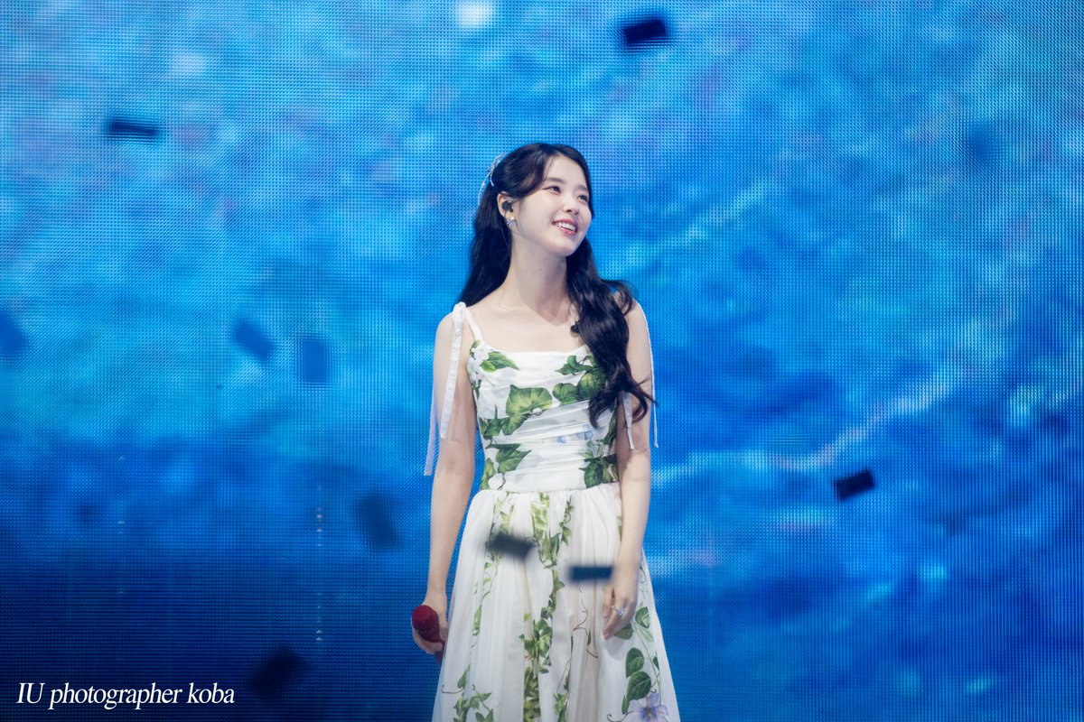 2025.09.14 IU FAN MEET-UP [Bye, Summer] #아이유 #IU 직찍 part.2 발사 전후 ㅋㅋㅋ