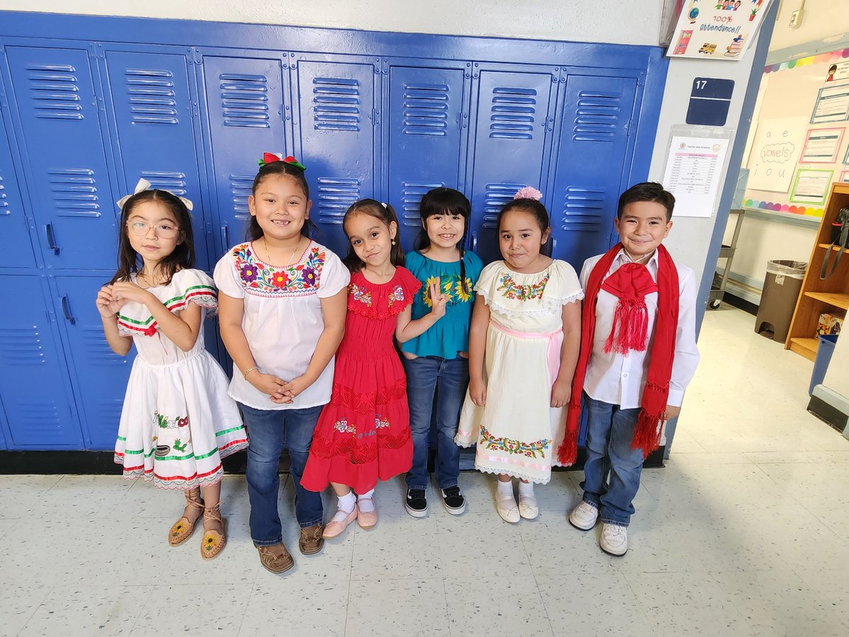 Mrs. Ramirez M.Ed. ΣΛΓ💕💜 tweet media