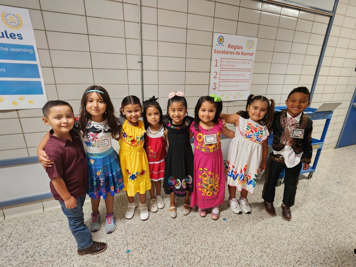 Mrs. Ramirez M.Ed. ΣΛΓ💕💜 tweet media