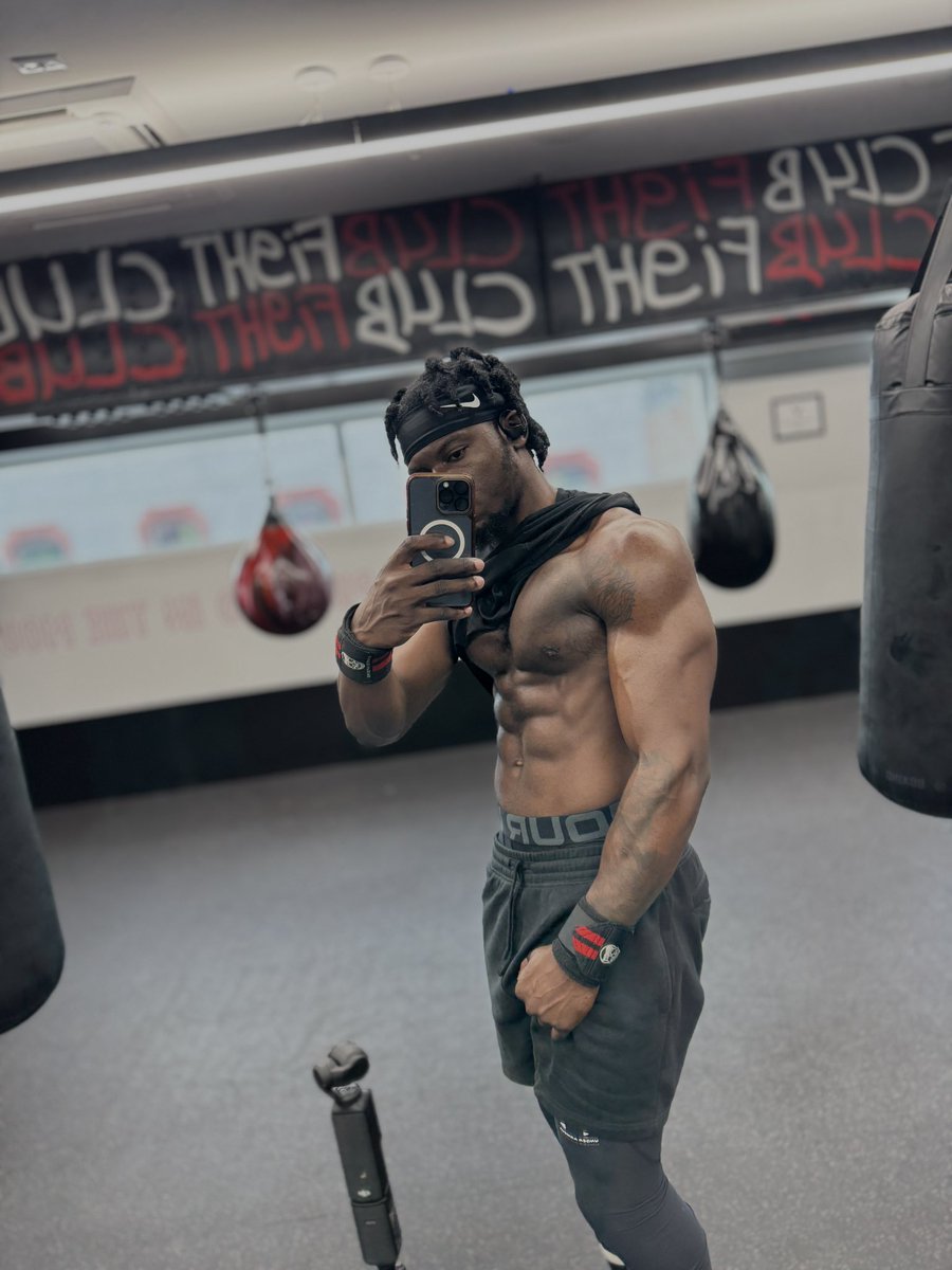 SixxKris's tweet photo. NOT A DUMP🤲🏾 https://t.co/wXPeqDrLdj