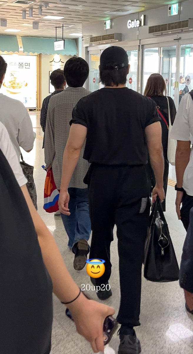 아야노고가 왜이리남자야........
소두곰 이게 실화엿다고?