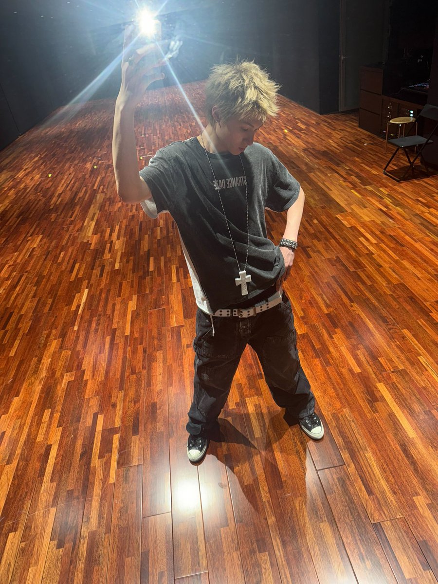 martinsarchive's tweet photo. #MARTIN Weverse update https://t.co/mhp9WBaJKM