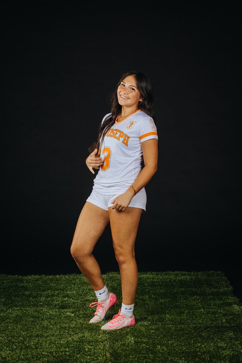 OLCoachCam's tweet photo. 2025 St. Joseph Varsity Flag Football. Proud of you, Kira! Keep ballin’ baby girl! #GirlDad #FlagFootball #GoJesters 🧡 https://t.co/AzgeNCKbg4