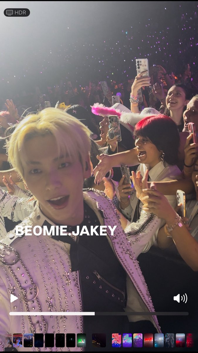 beomie_jakey's tweet image. JUST MET THE LOVE OF MY LIFE #letsgetfreaky🤪🤭#TOMORROW_X_TOGETHER  #TXT_TOUR_ACTTOMORROW_DALLAS  #TXTinDALLAS  #TXT_TOUR_ACTTOMORROW  #TXT  #txt  #OMG #SOBBING
