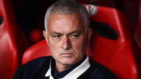 ajansfenercom's tweet photo. Benfica, José Mourinho ile prensipte anlaşmaya vardı. 

(🔗@cnnportugal) https://t.co/DL2jgDpG9P