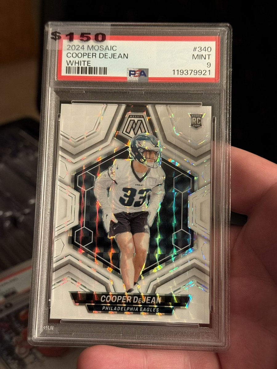 people suck sometimes…at my LCS trade night i had multiple bigger cards stolen out of my case tonight including a lamar jackson downtown, caleb williams uptowns and a cooper dejean white mosaic 4/25 psa 9….if any of you see the cooper dejean card for sale, please let me know: