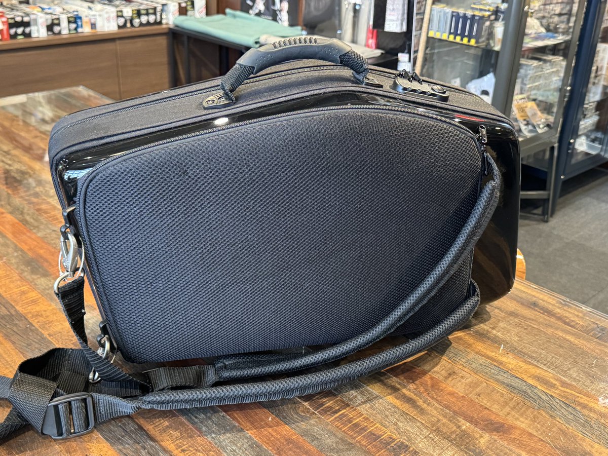 中古サックスダブルケース① 「bags EF2SAS M-BLK」 新品定価 ¥121,000 