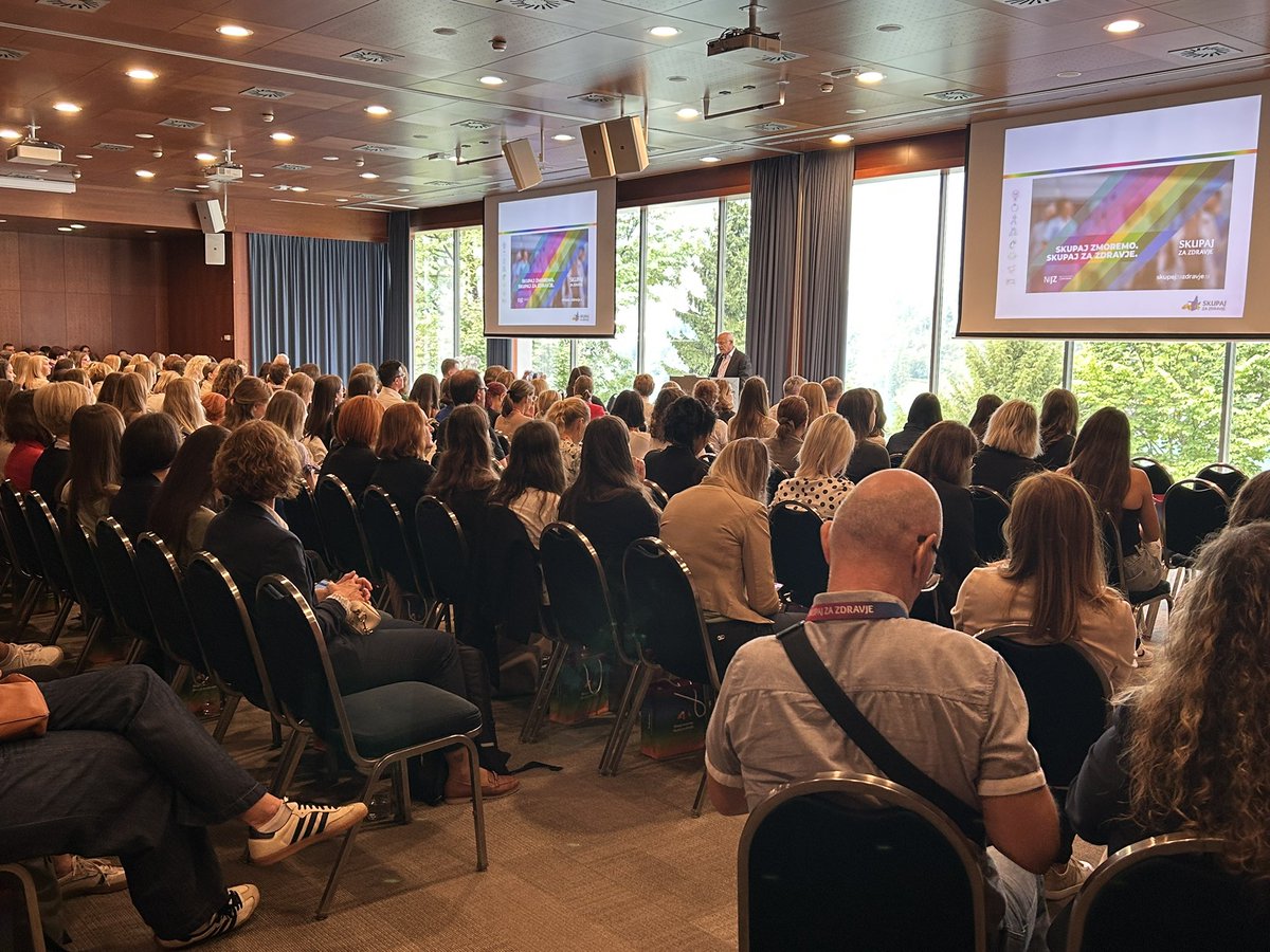 AnaStruc's tweet image. Danes se zacenja 2. dan 17. Letne konference preventive za odrasle @NIJZ_pr.  Posebno pozornost namenjamo položaju preventive v družbi. Tema so tudi mišično-skeletna obolenja - javnozdrav. problem, ki se izraža v velikem bremenu bolniškega staleža in visokih zdravstvenih stroških