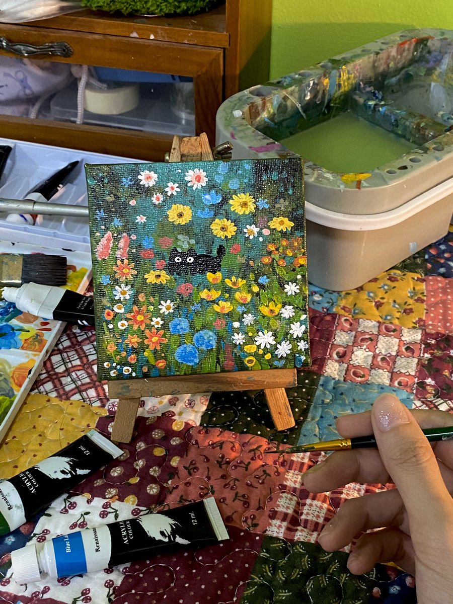 ตัวไรในพุ่มดอกไม้👀