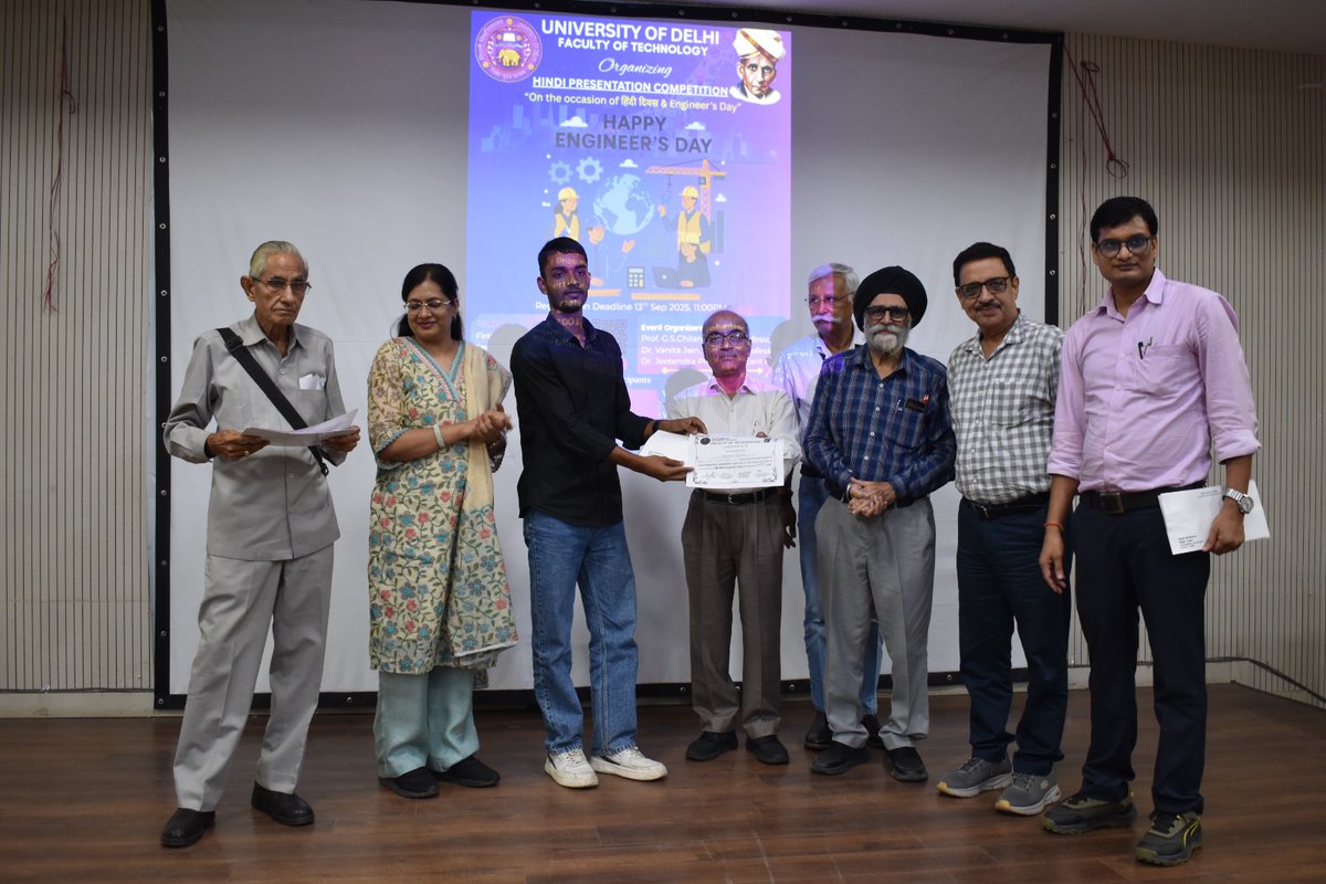 UnivofDelhi's tweet image. Hindi Diwas and Engineer’s Day Celebrated at Faculty of Technology, University of Delhi
Delhi, 15 September 2025:
To read more - du.ac.in/index.php?mact…